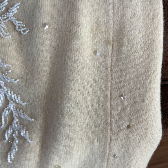 1960's Vintage The Broadway Lambswool/Angora Beaded Sweater Hong Kong Elegant! - Picture 12 of 12